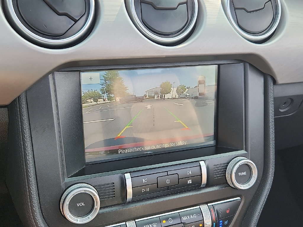 Used 2022 Ford Mustang Premium RWD image 6