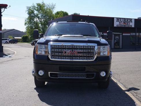 Used 2014 GMC Sierra 3500 Denali w/ Snow Plow Prep Package AWD/4WD image 2