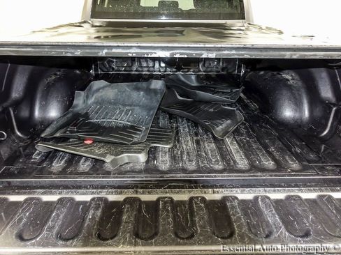 Used 2019 RAM 1500 Express w/ Express Value Package image 21