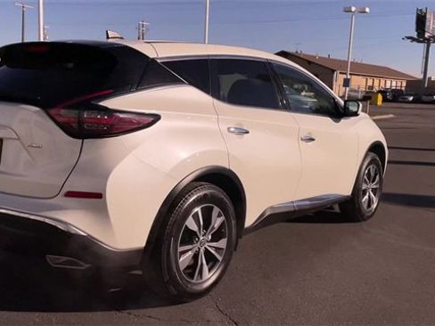 Used 2023 Nissan Murano S image 9