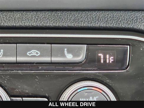 Used 2022 Volkswagen Atlas SE image 23