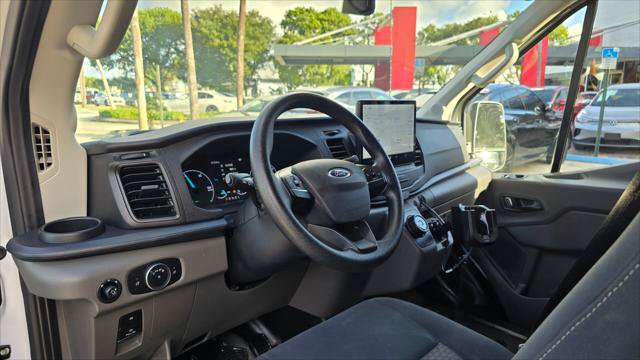 Used 2023 Ford E-Transit Medium Roof RWD image 19