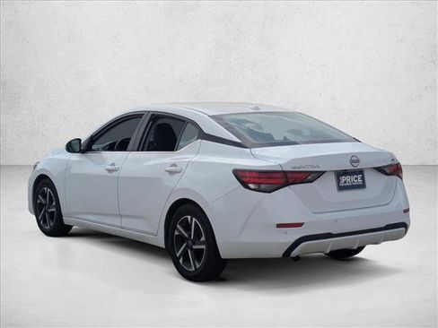 Used 2024 Nissan Sentra SV image 8