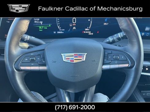 Used 2025 Cadillac XT4 Premium Luxury image 21