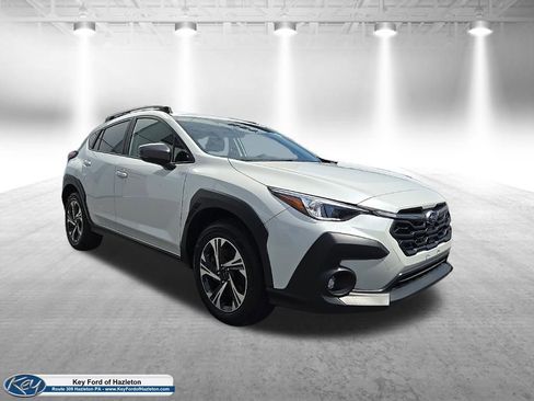 Used 2025 Subaru Crosstrek 2.0i Premium AWD/4WD image 1