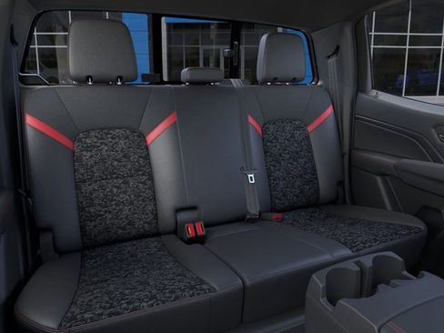 New 2025 Chevrolet Colorado Z71 w/ Technology Package image 29