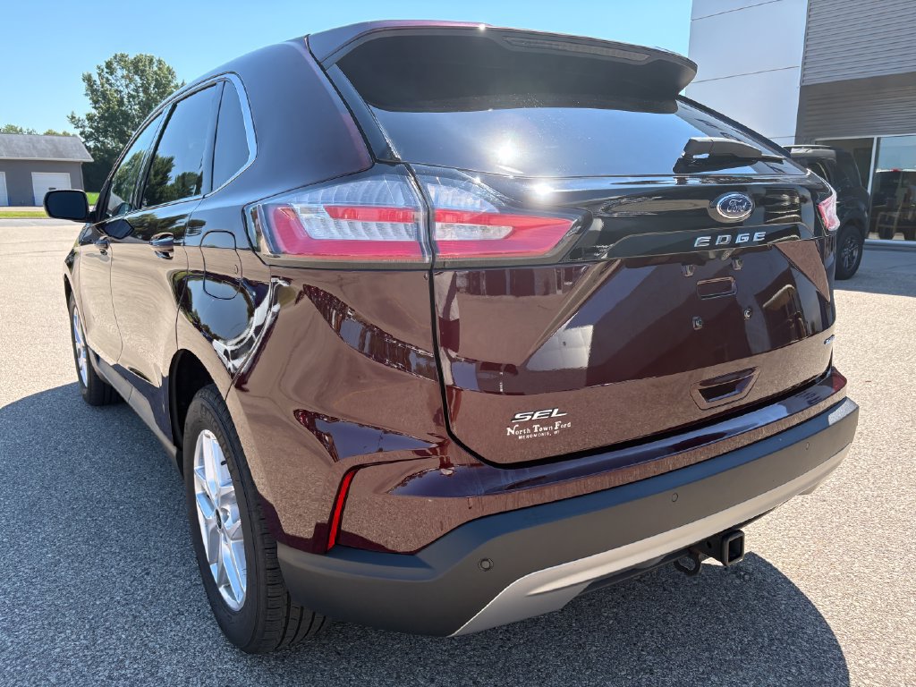 Used 2024 Ford Edge SEL w/ Convenience Package AWD/4WD image 7