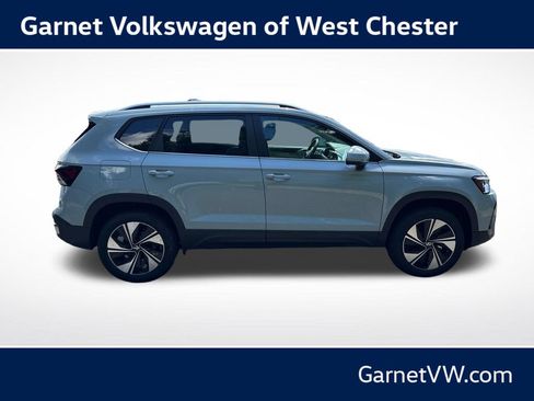 New 2026 Volkswagen Taos SE AWD/4WD image 6