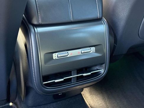 Used 2025 Lincoln Nautilus Reserve w/ Jet Appearance Package image 13