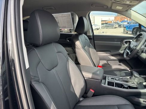 New 2026 Kia Sorento S AWD/4WD image 16