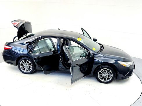 Certified 2017 Toyota Camry SE image 24