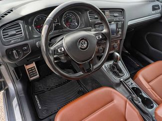 Used 2019 Volkswagen Golf Alltrack S video 2