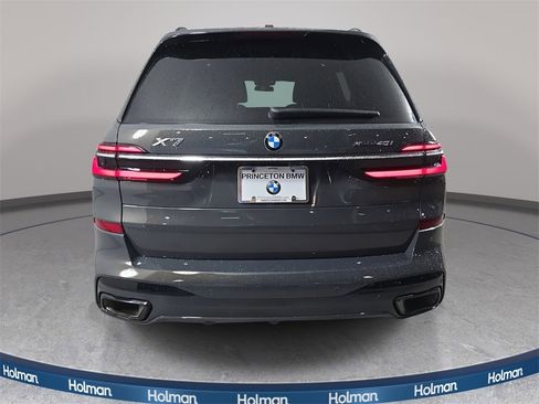 Certified 2023 BMW X7 xDrive40i w/ Executive Package image 6