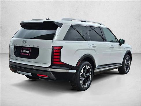New 2026 Hyundai Palisade Limited FWD image 2