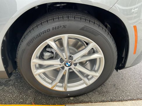 Certified 2025 BMW X3 xDrive30i w/ Premium Package image 25