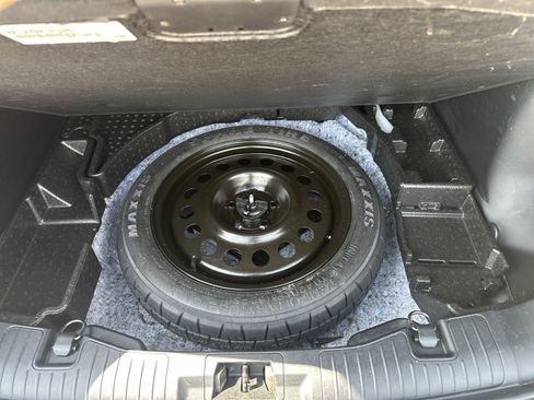 Used 2023 Ford Escape ST-Line w/ Tech Pack #1 FWD image 32