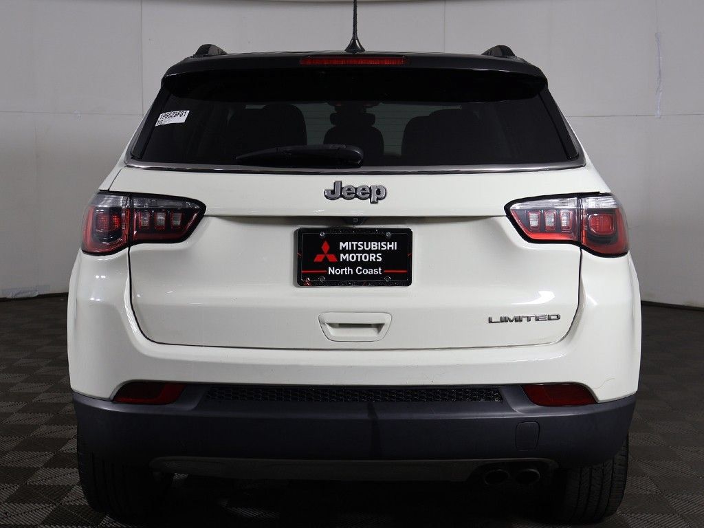 Used 2020 Jeep Compass Limited w/ Premium Lighting Group AWD/4WD image 10