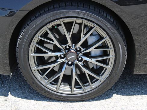 Used 2018 Genesis G80 3.3T Sport RWD image 8