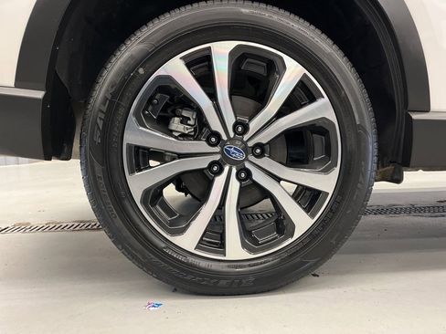 Certified 2024 Subaru Forester Limited image 37