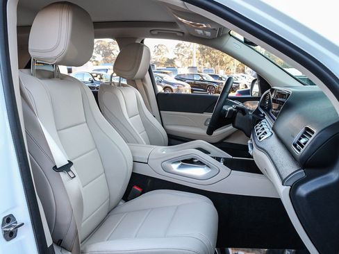 Certified 2025 Mercedes-Benz GLE 350 4MATIC image 19