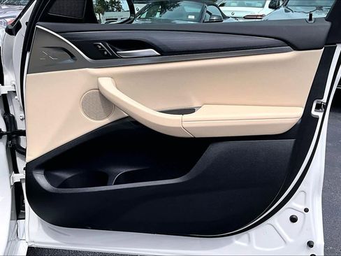 Certified 2024 BMW X3 sDrive30i w/ Premium Package image 23