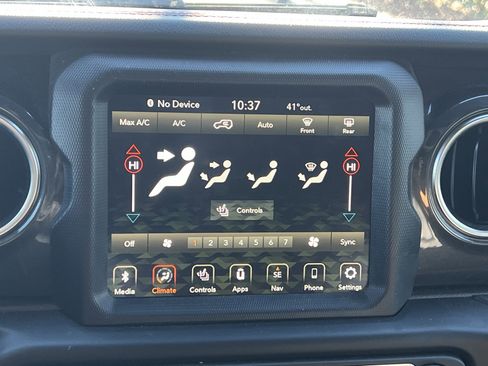 Used 2021 Jeep Wrangler Unlimited Rubicon w/ Dual Top Group image 24