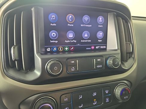 Used 2022 Chevrolet Colorado Z71 w/ Z71 Midnight Edition image 17