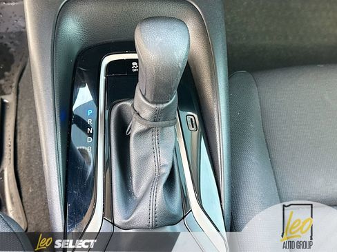 Used 2024 Toyota Corolla LE FWD image 19