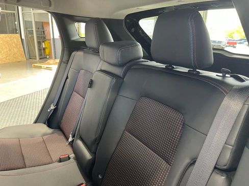 New 2026 Nissan Kicks SR w/ Cold Weather Package FWD image 16