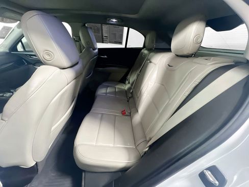 Used 2020 Cadillac XT4 Premium Luxury w/ Enhanced Visibility Package image 29