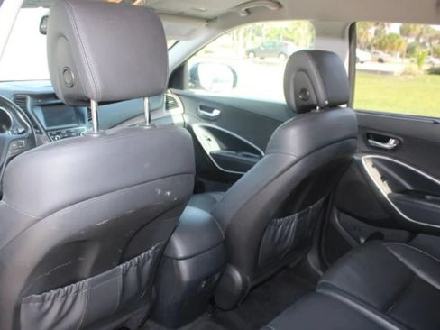Used 2018 Hyundai Santa Fe SE w/ SE Premium Package 02 AWD/4WD image 19