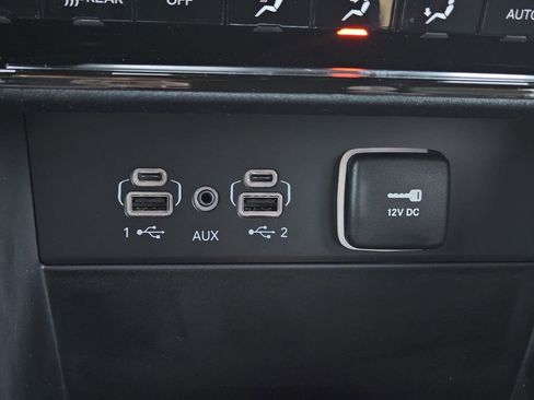 New 2025 Jeep Grand Cherokee Limited image 21