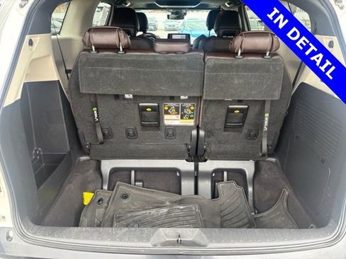 Used 2021 Toyota Sienna Platinum image 14
