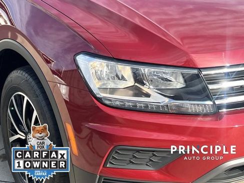 Certified 2021 Volkswagen Tiguan SE image 7