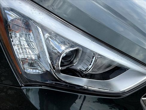Used 2014 Hyundai Santa Fe Sport w/ Premium Equipment Package 03 FWD image 33