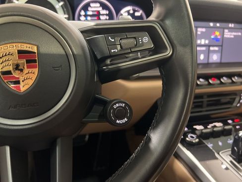 Used 2020 Porsche 911 Carrera image 40