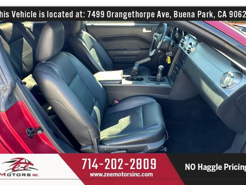 Used 2005 Ford Mustang Premium RWD image 20