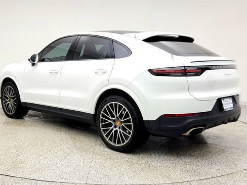 Used 2023 Porsche Cayenne Platinum Edition image 7
