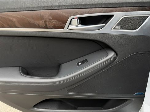 Used 2019 Genesis G80 5.0 Ultimate image 15