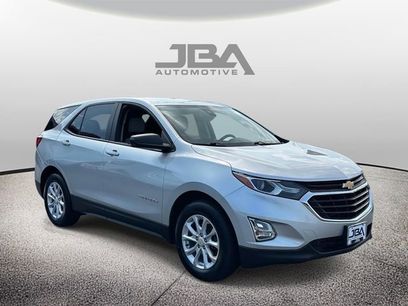 Used 2020 Chevrolet Equinox LS w/ LS Convenience Package