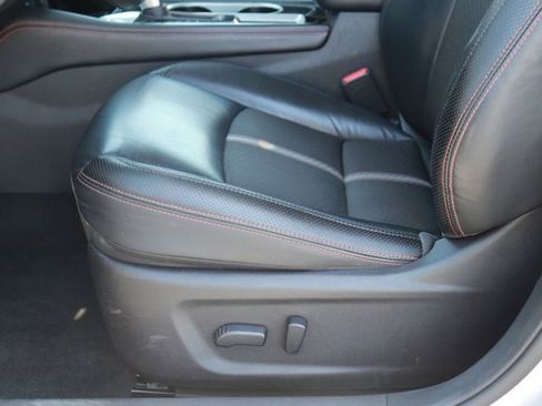Used 2024 Nissan Altima 2.5 SR FWD image 11