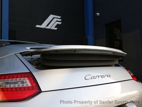 Used 2009 Porsche 911 Carrera RWD image 13