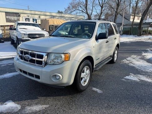 Used 2008 Ford Escape XLT image 1