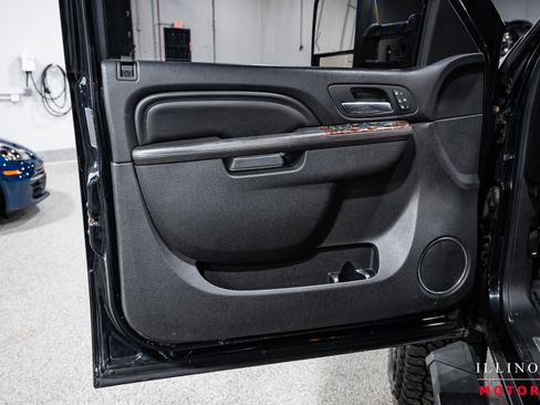 Used 2011 GMC Sierra 3500 Denali image 14