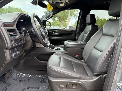 Used 2022 Chevrolet Suburban Z71 AWD/4WD image 15