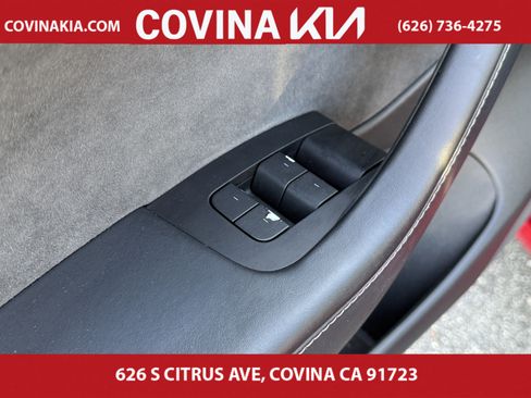 Used 2021 Tesla Model 3 Standard Range Plus image 13