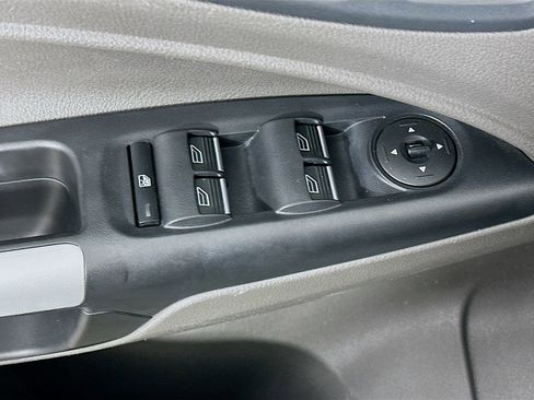 Used 2019 Ford Transit Connect XLT FWD image 23