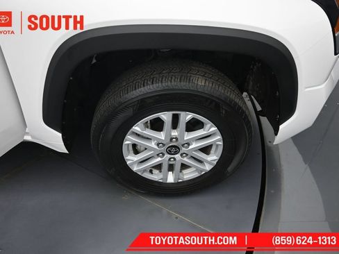 Used 2023 Toyota Tundra SR5 w/ SR5 Premium Package AWD/4WD image 36