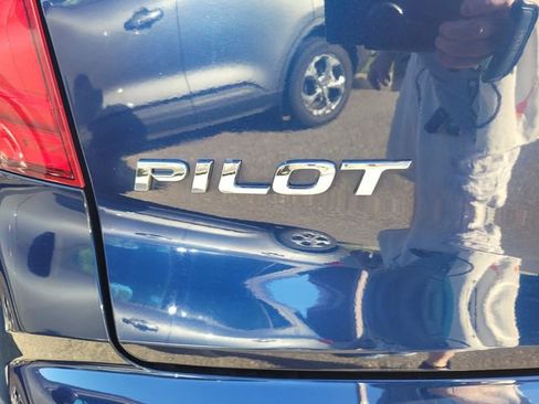 Used 2017 Honda Pilot EX-L image 7