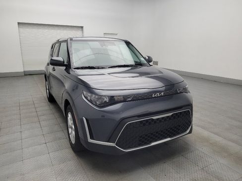 Used 2025 Kia Soul LX w/ LX Technology Package image 13